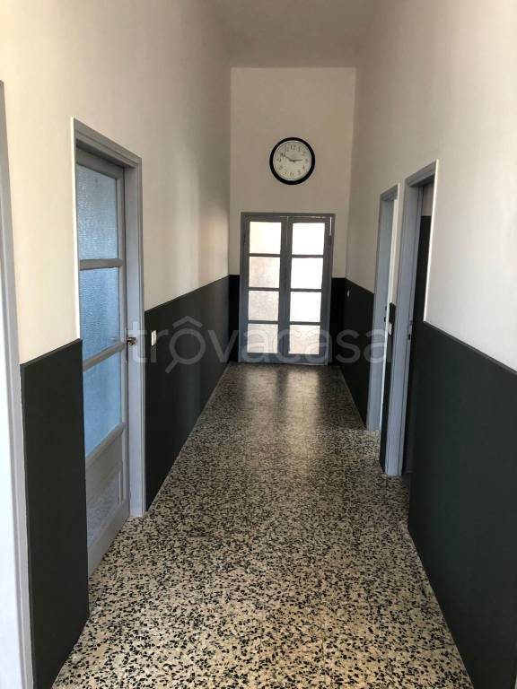 Ufficio in in affitto da privato a Vedano Olona via Venegono, 11