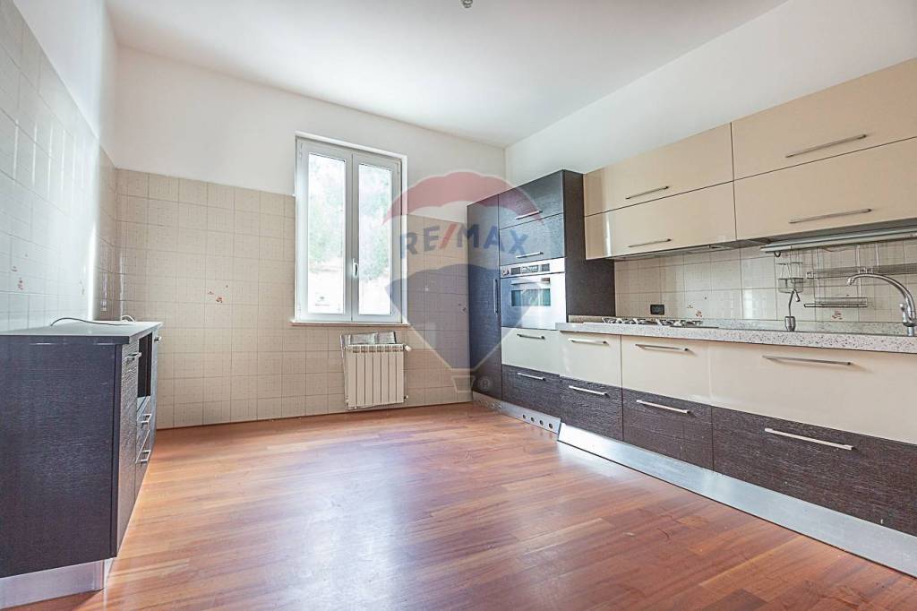 Appartamento in vendita a Chieti via Giuseppe Salvatore Pianel, 20