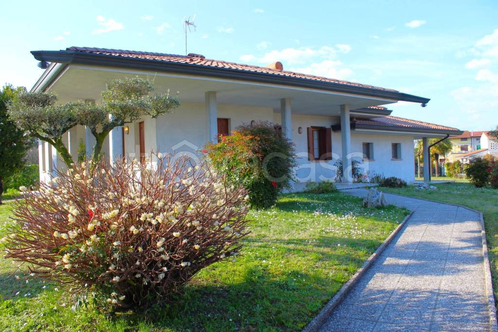 Villa in vendita a Porcia via Centrale