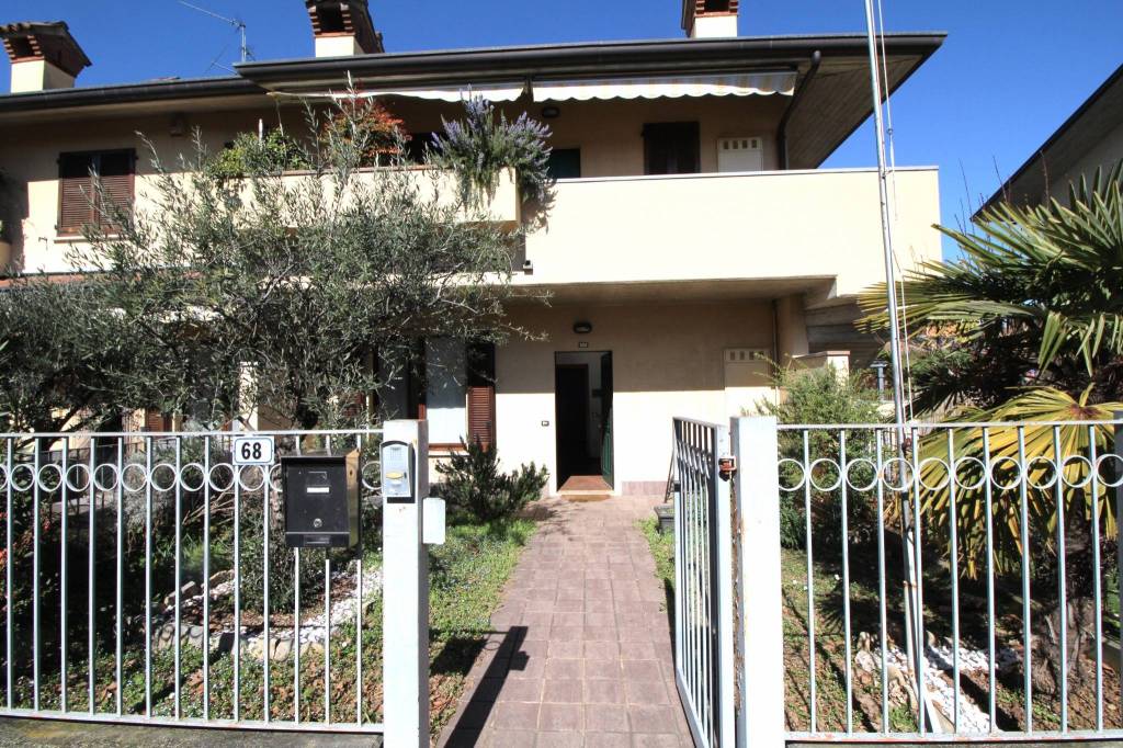 Appartamento in vendita a Ponte San Pietro via Beato Barrè Nicola, 68