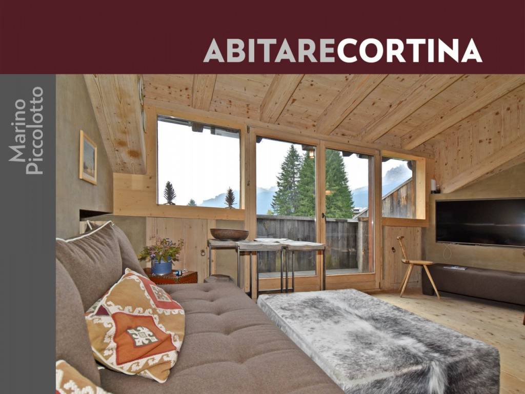 Attico in vendita a Cortina d'Ampezzo via Lungoboite Dottor Maioni