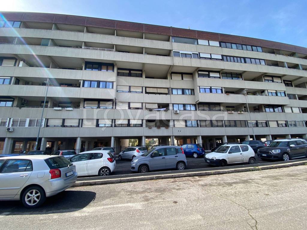 Appartamento in in vendita da privato a Roma viale Londra, 47