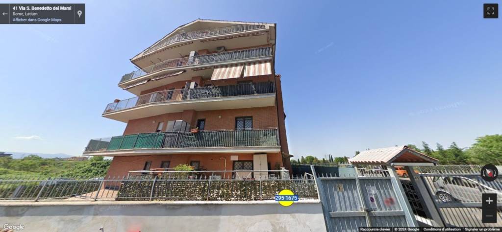 Appartamento all'asta a Roma via San Benedetto dei Marsi, 41