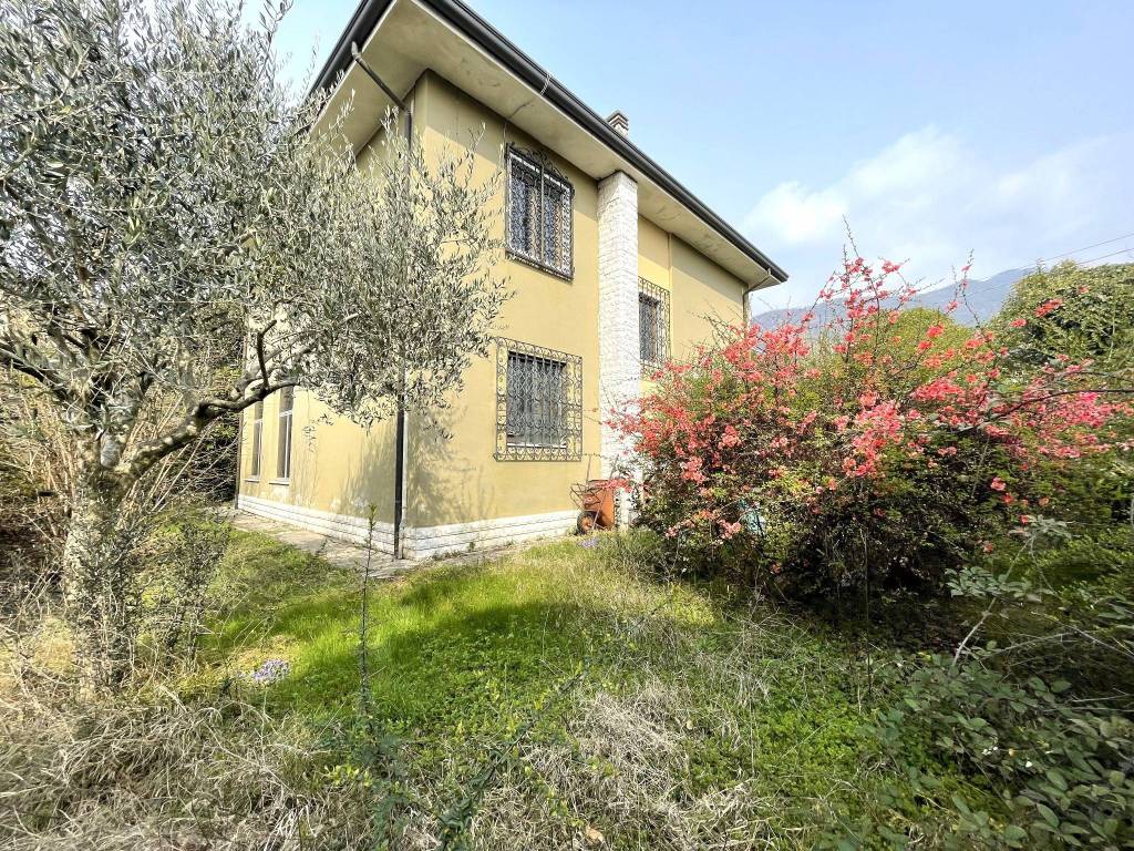 Villa in vendita a Concesio via Veneto
