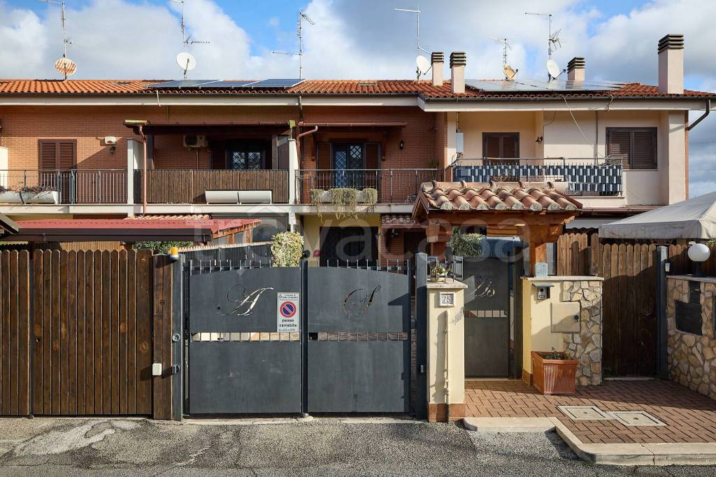 Villa a Schiera in vendita a San Cesareo via Sibilla Aleramo, 75