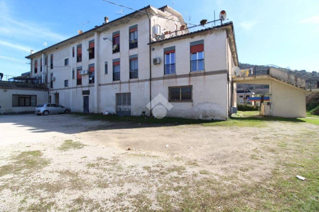 Appartamento in vendita a Scandriglia via farense, 1