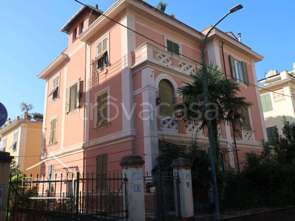 Appartamento in vendita a Genova via Marcello Prestinari 6