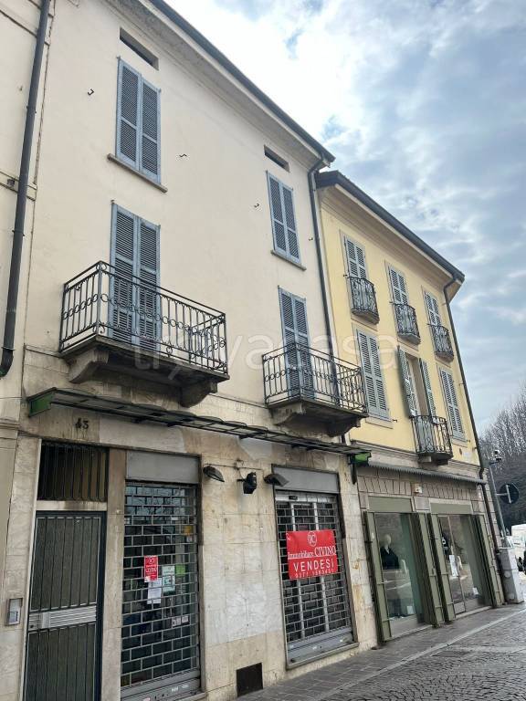 Appartamento in vendita a Lodi corso Vittorio Emanuele ii, 41