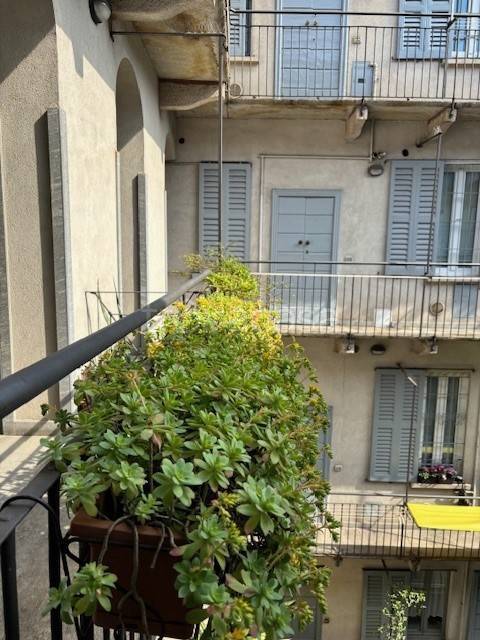 Appartamento in affitto a Milano via Carlo Farini, 6