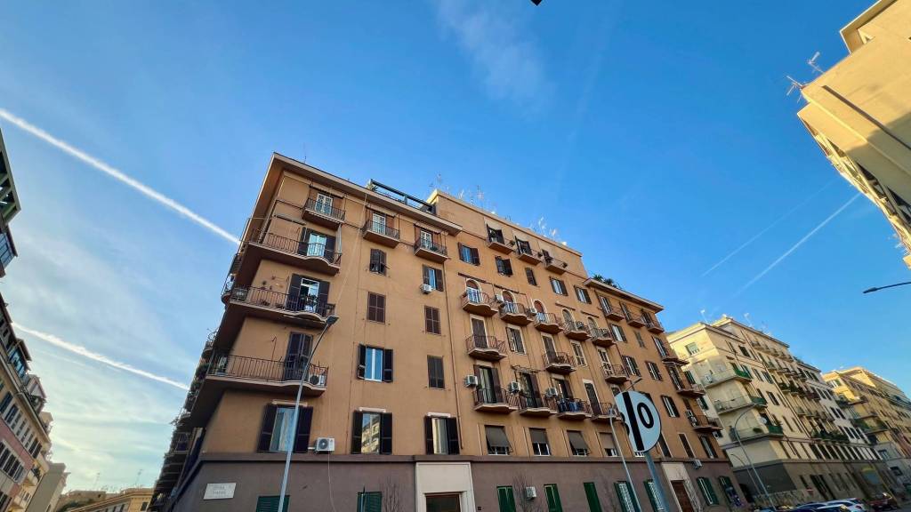 Appartamento in affitto a Roma via Imera