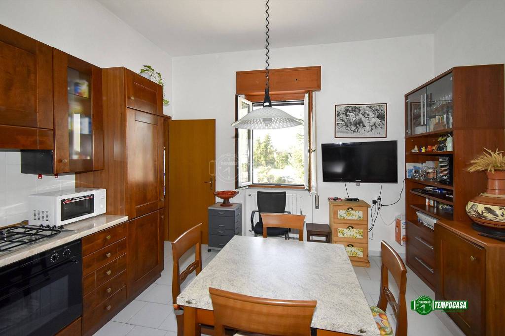 Appartamento in vendita a Pregnana Milanese via c.Na Serbelloni 10