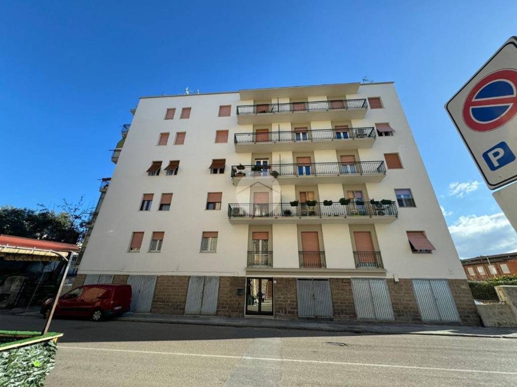 Appartamento in vendita a Sassari via Montello, 1