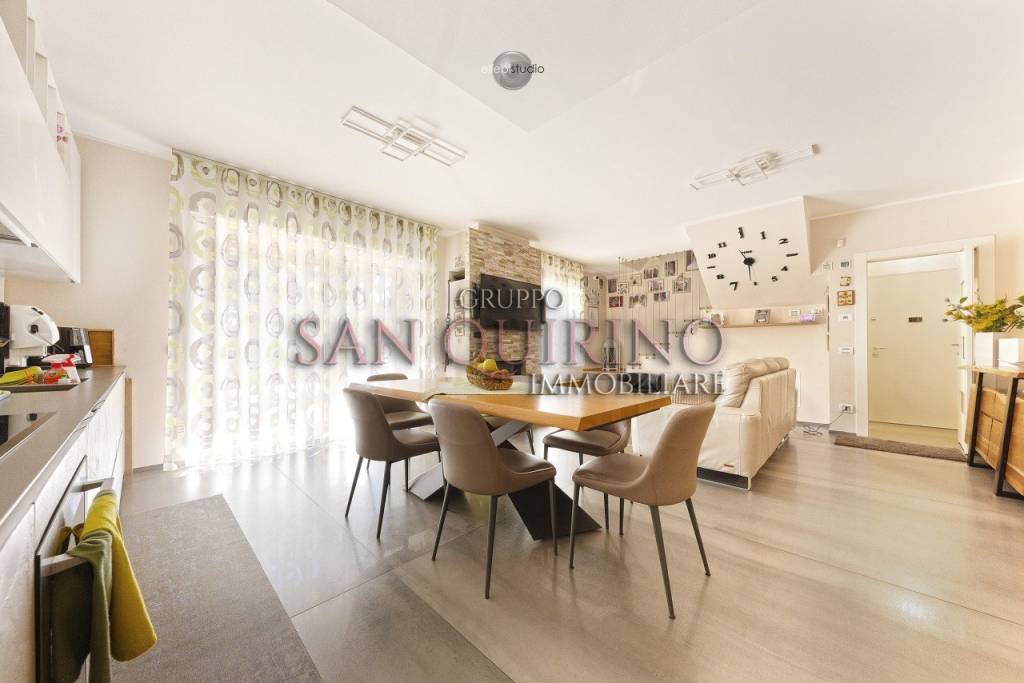 Villa in vendita a Sassuolo piazza Martiri Partigiani, 81