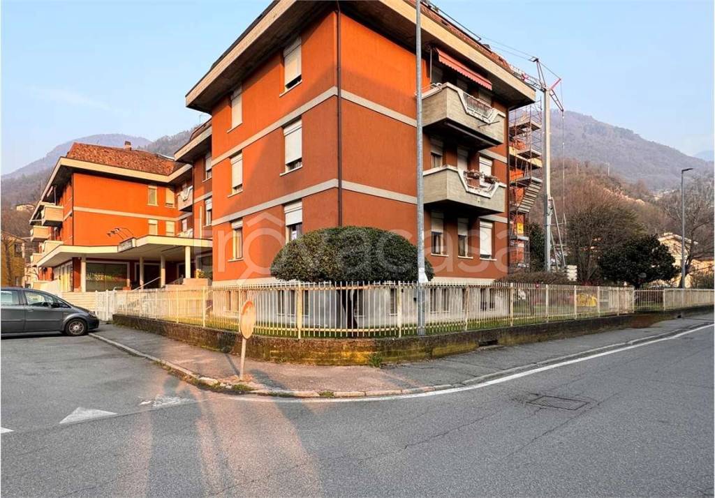 Appartamento in vendita a Pisogne via Alcide de Gasperi, 13