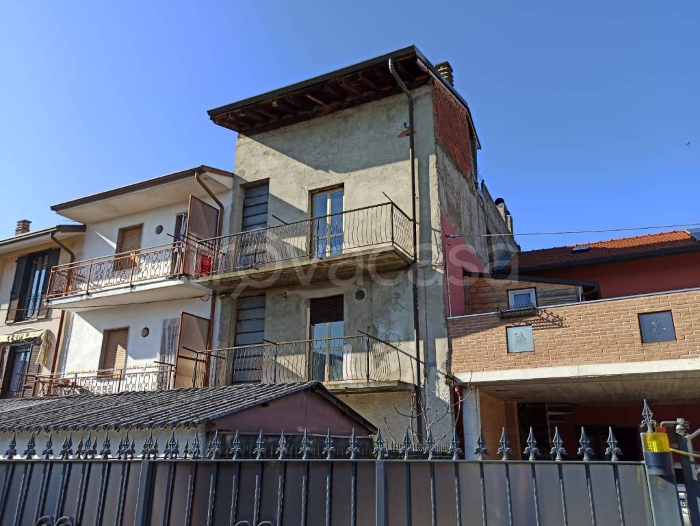 Casa Indipendente in vendita a Cantù vicolo Giovanni Boccaccio, 7