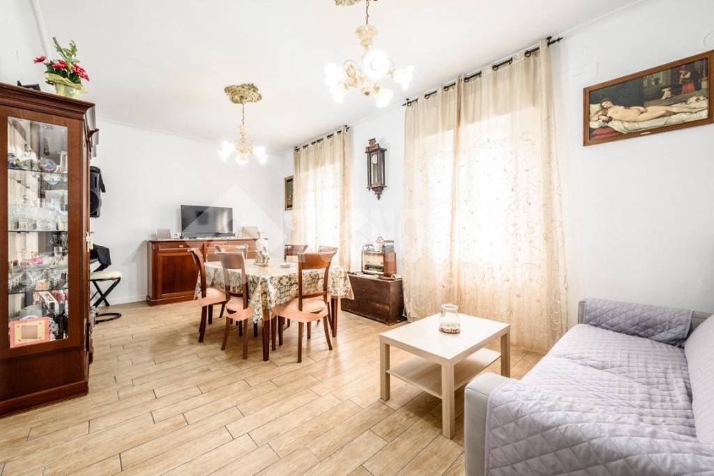 Appartamento in vendita a Castelfranco Emilia via Circondaria Sud, 153