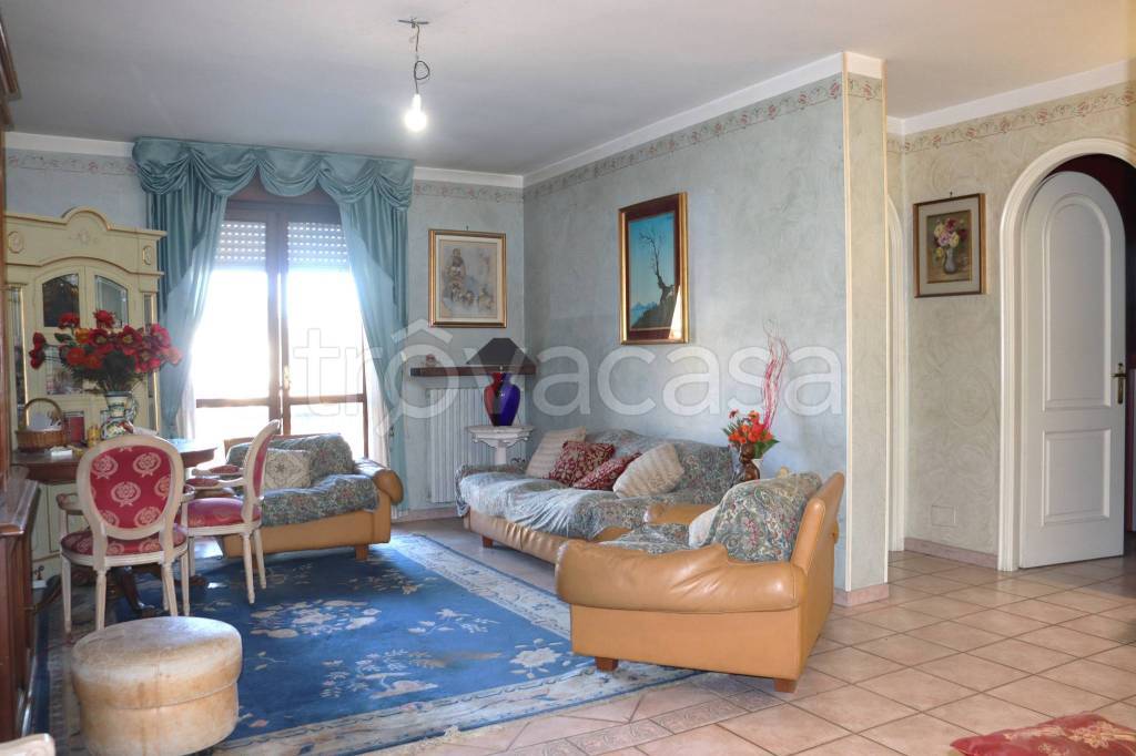 Appartamento in vendita a Costigliole d'Asti via Roma, 15
