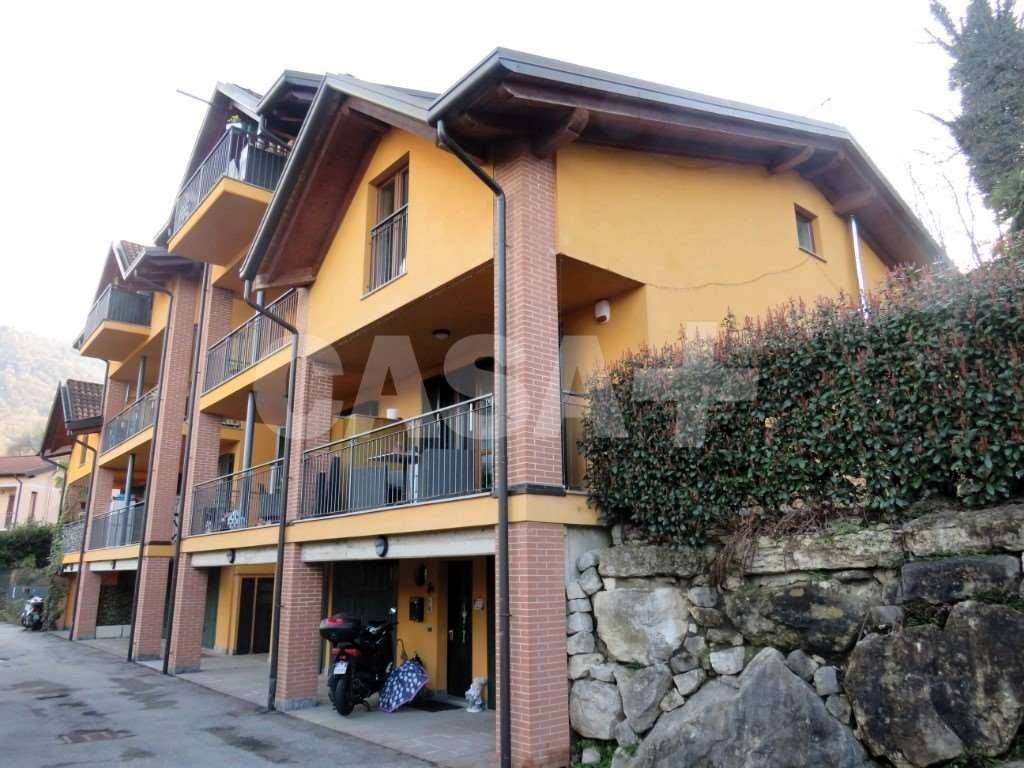 Appartamento in vendita a Lavena Ponte Tresa via Nolina, 8