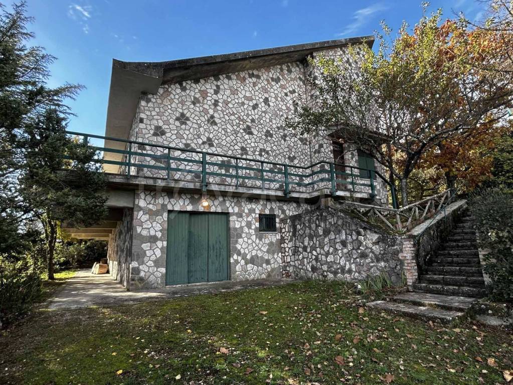 Villa in vendita a San Venanzo località Ospedaletto