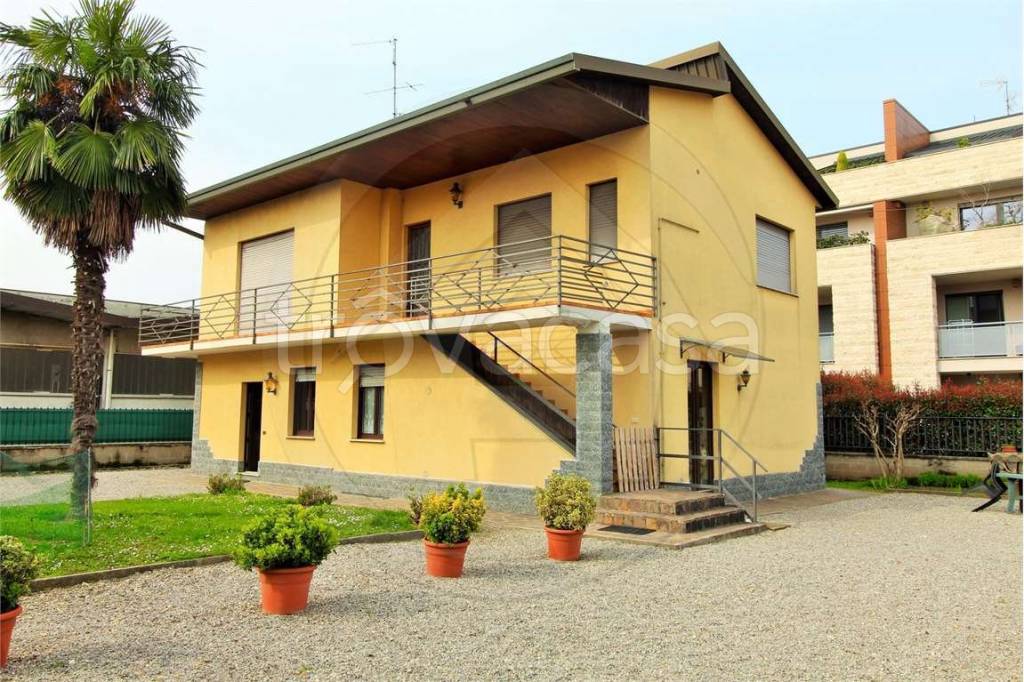 Villa in vendita a Cabiate viale della Repubblica, 70