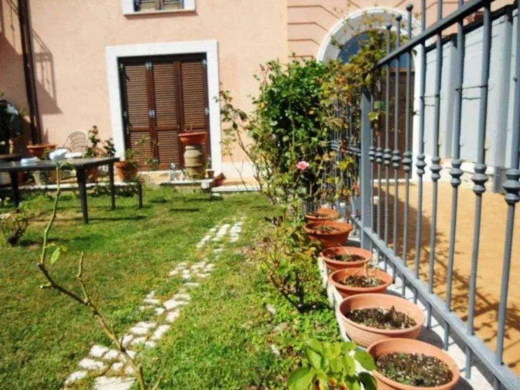Appartamento in vendita ad Ascoli Piceno via Lisciano