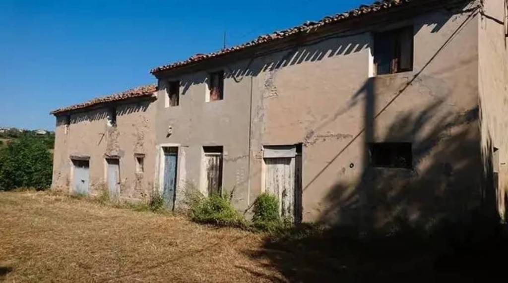 Casale in vendita a Mondolfo via Rio Vaccaro