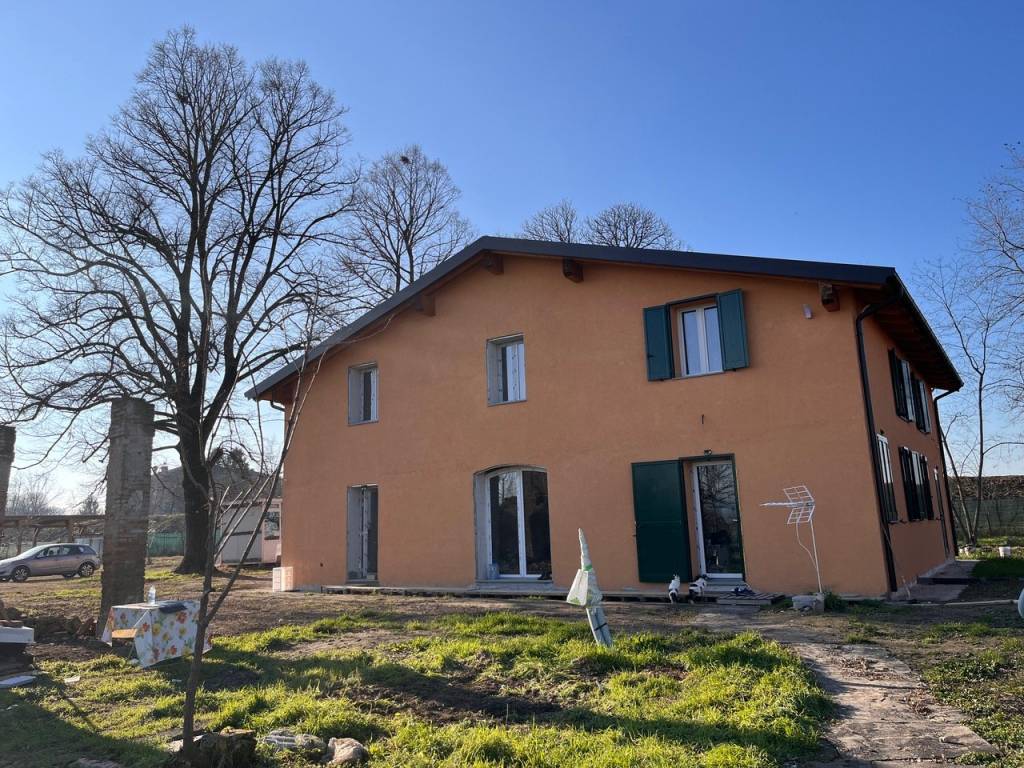 Villa in vendita a Bologna via Rigosa
