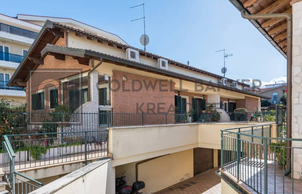 Villa a Schiera in vendita a Ciampino via Giovanni Pascoli, 10/a