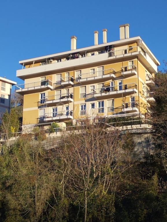 Appartamento in vendita a Genova via Isola del Vescovo, 189