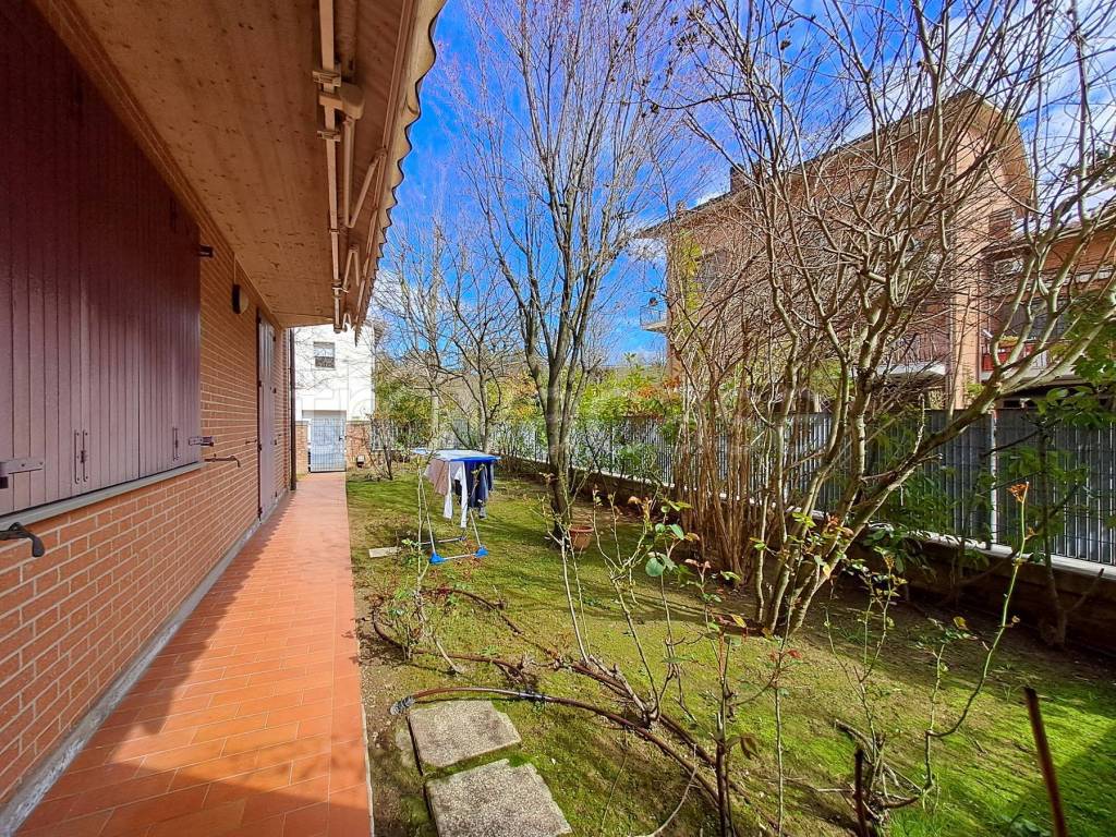 Villa a Schiera in vendita a Valsamoggia via Giacomo Matteotti, 2