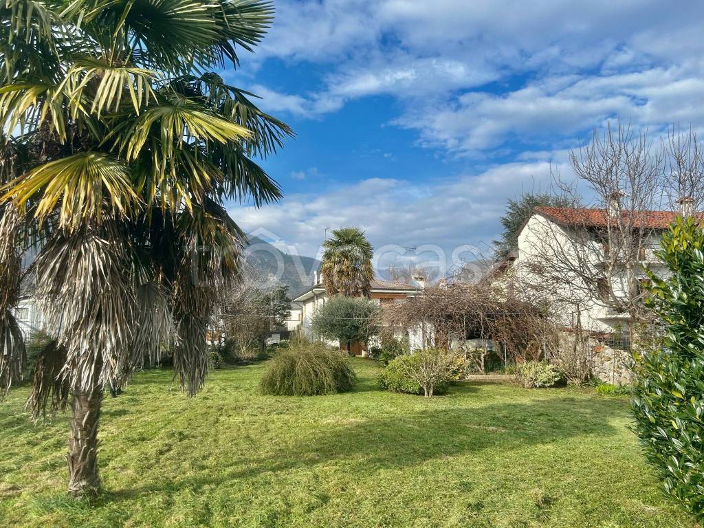 Villa a Schiera in vendita a Nimis via dei Micossi, 31