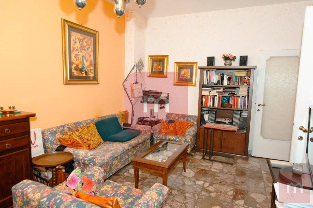 Appartamento in vendita a Roma via Riccardo Zampieri