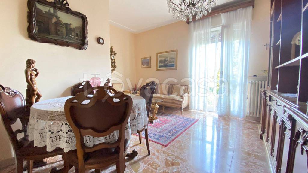 Appartamento in vendita a Meda via Monte Grappa, 48