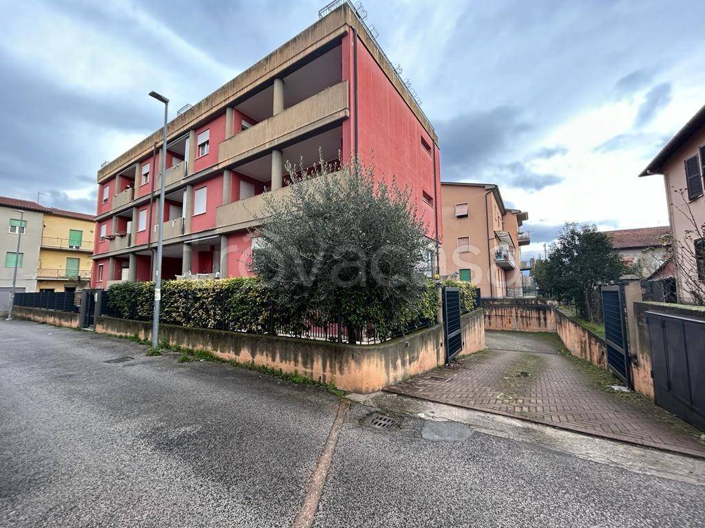 Appartamento in vendita a Rieti via Arcangelo Cervellati, 11