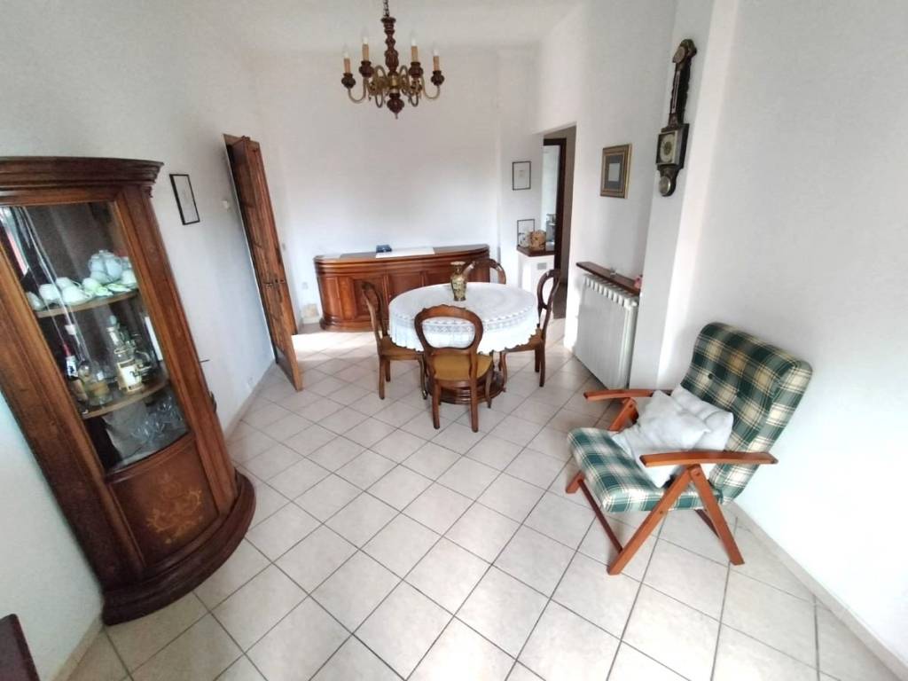 Appartamento in vendita a Santo Stefano di Magra via Indipendenza