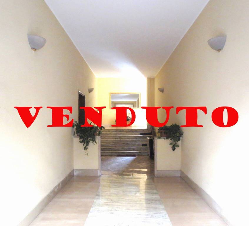 Appartamento in vendita a Roma via Clelia