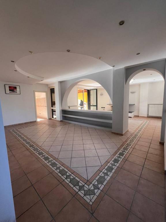 Villa Bifamiliare in vendita a Garbagnate Milanese via Peloritana