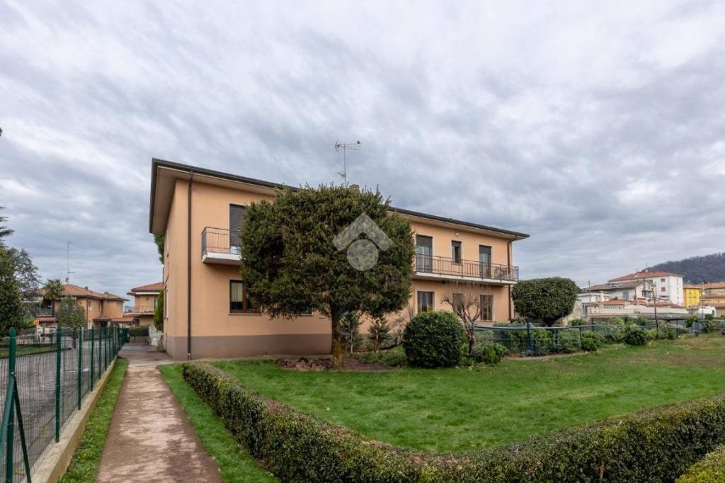 Villa in vendita a Missaglia via rossini, 3