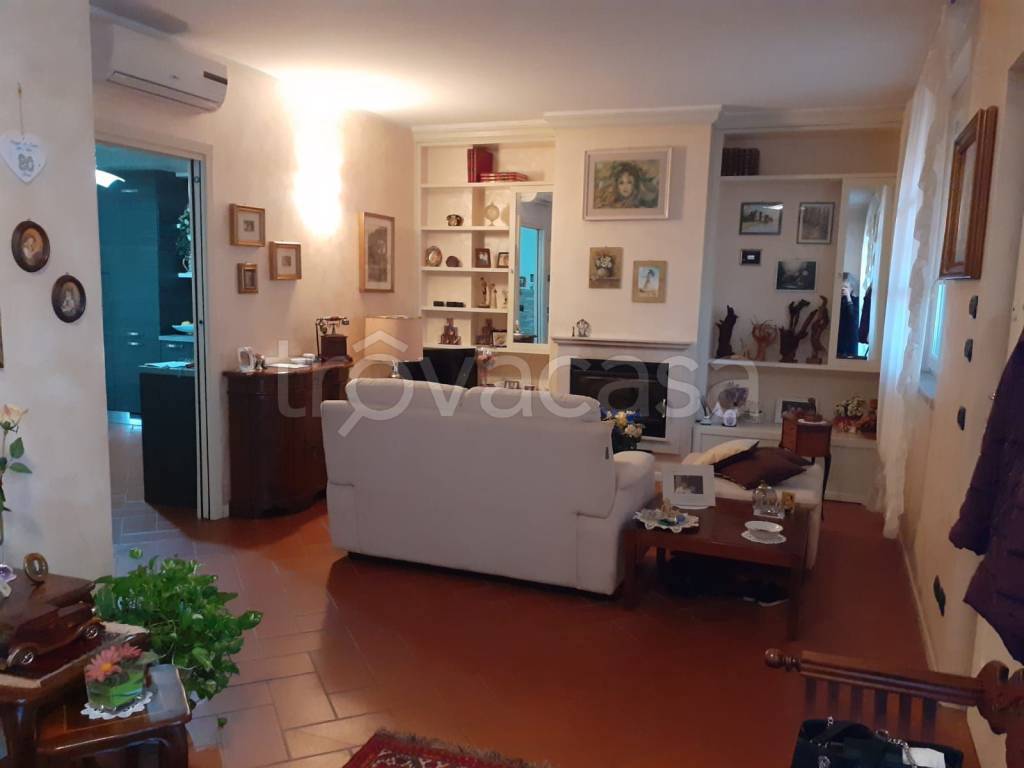 Appartamento in in vendita da privato a Botticino via Benedusi, 12A