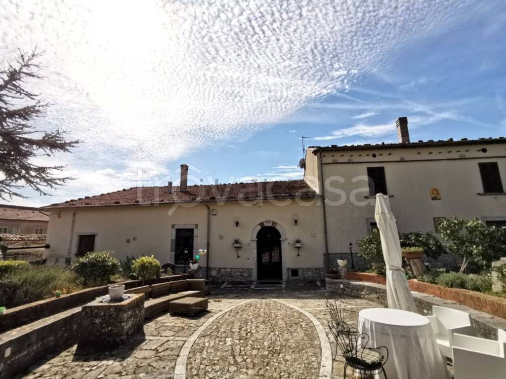 Villa in vendita a Castelpagano castelpagano, 1