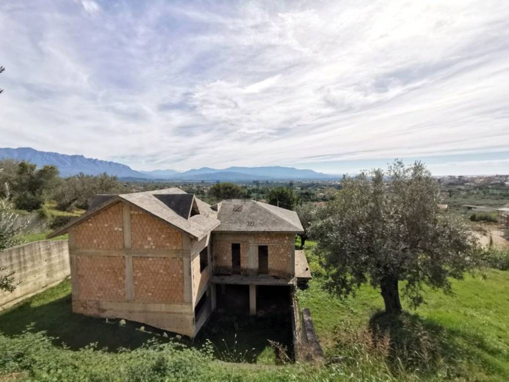 Villa in vendita a Campagna corso Umberto I, 95