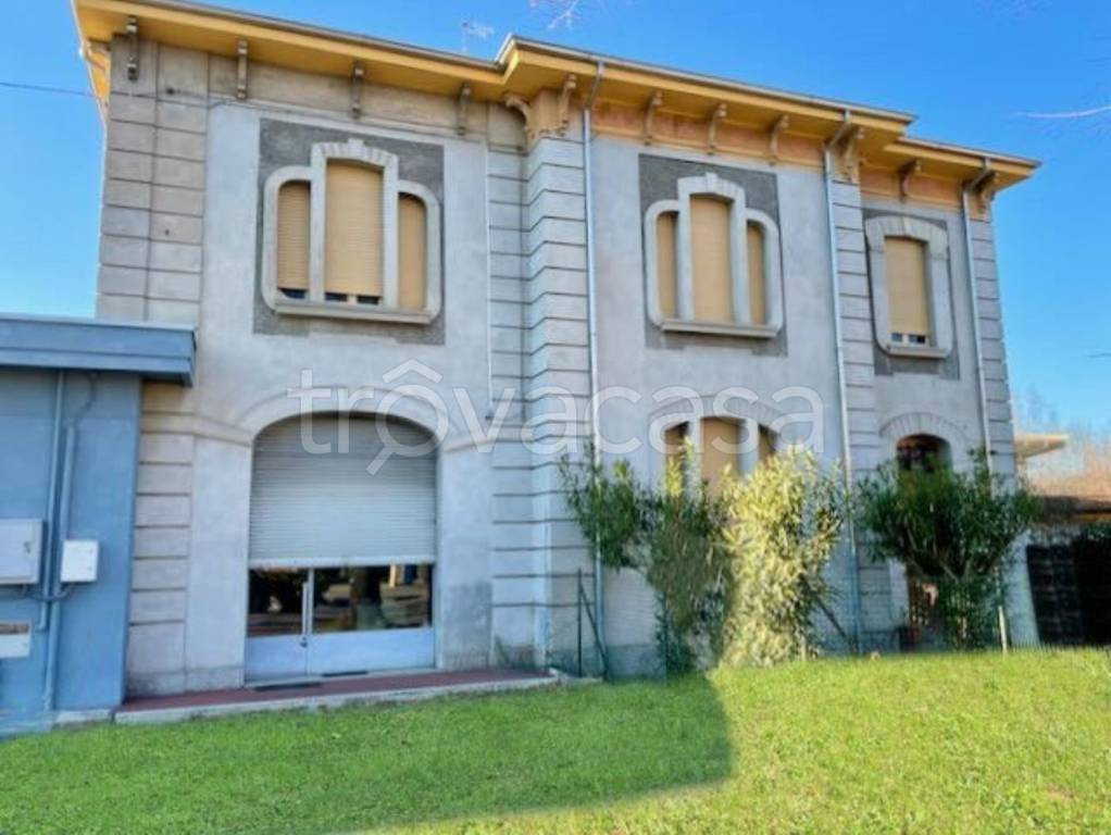 Villa in vendita a Suzzara viale Virgilio, 22