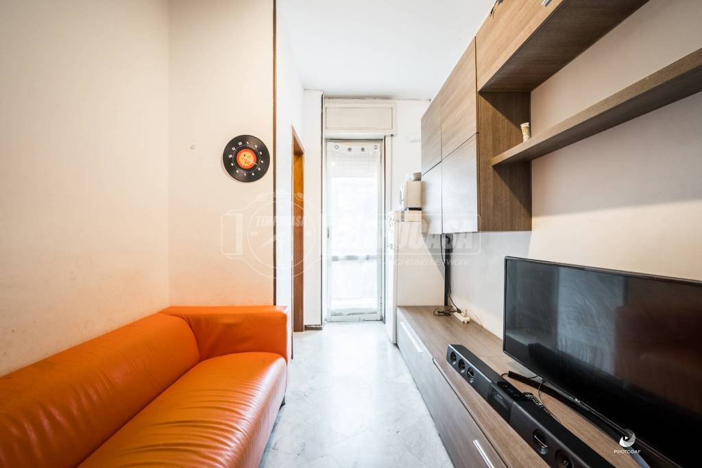 Appartamento in vendita a Milano via Monti Sabini, 24