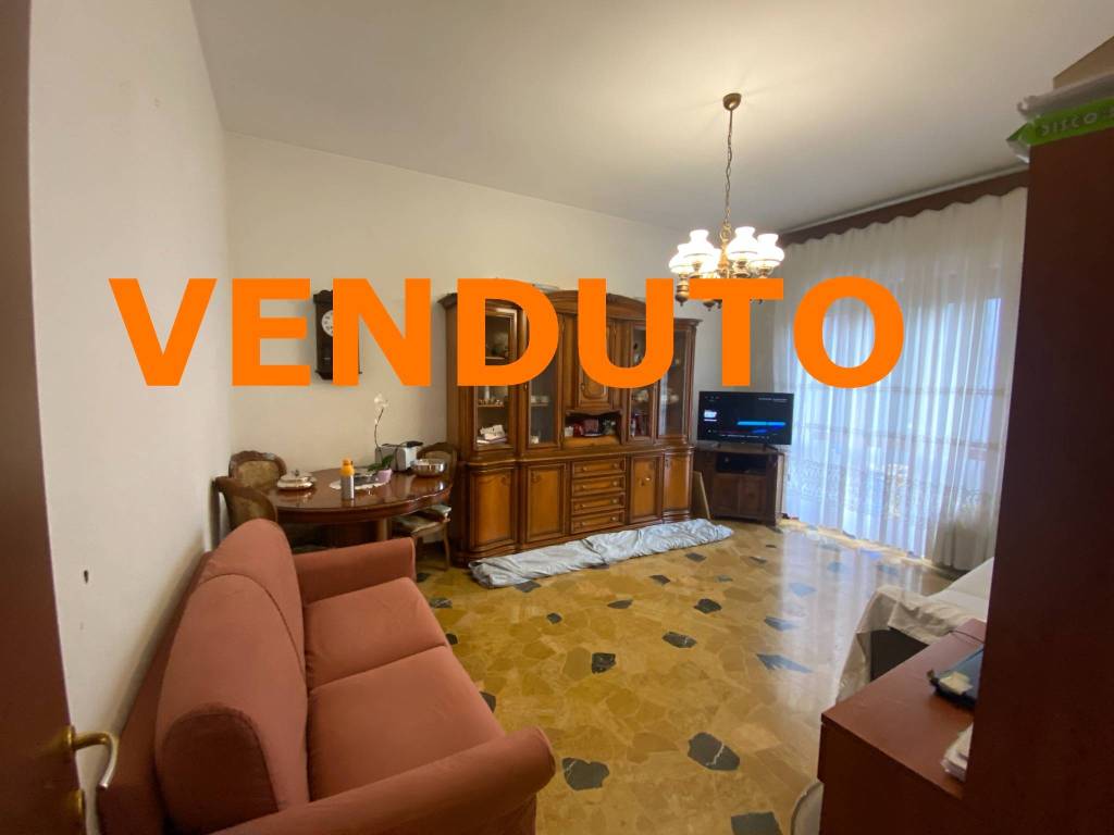 Appartamento in vendita a Milano via Antonio Meucci, 74