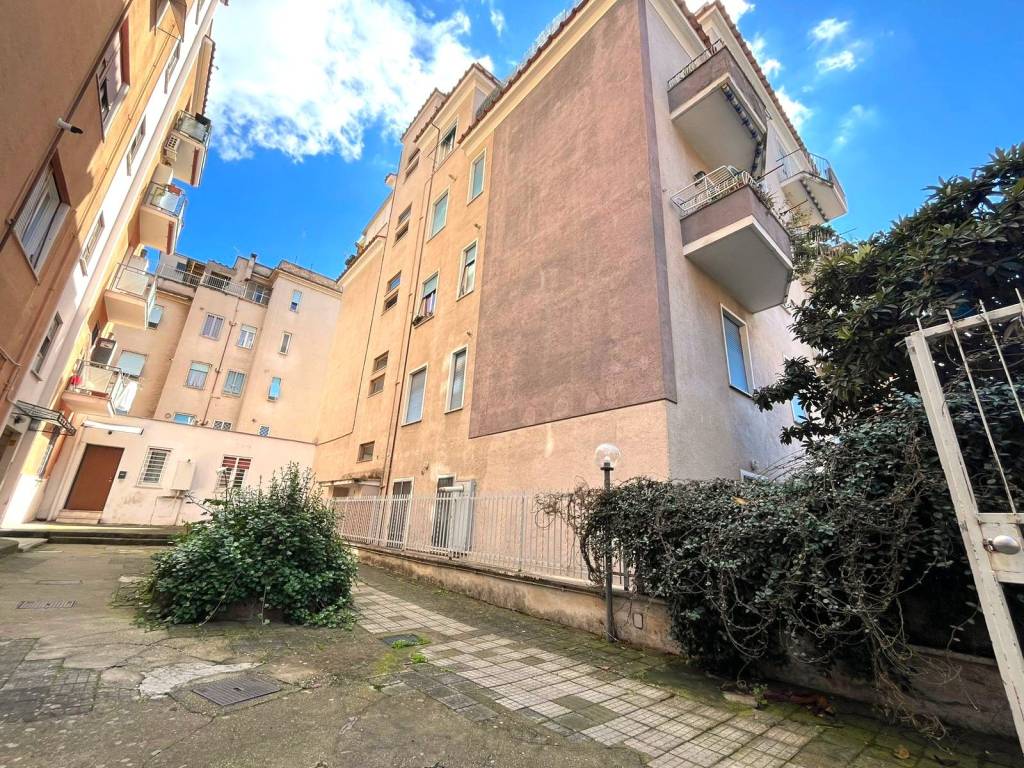 Appartamento in vendita a Roma via Giorgio Bonelli