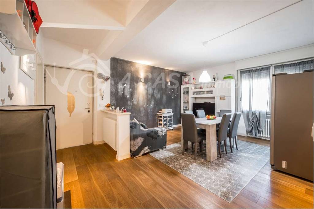 Appartamento in vendita a Medesano via fanin 7, 7