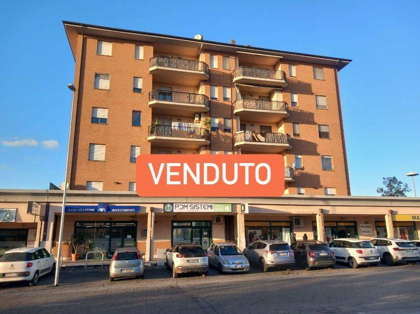 Appartamento in vendita a Viterbo via Giovanni Falcone e Paolo Borsellino