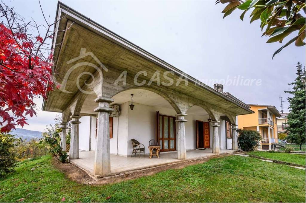 Villa in vendita a Solignano via leopardi, 6