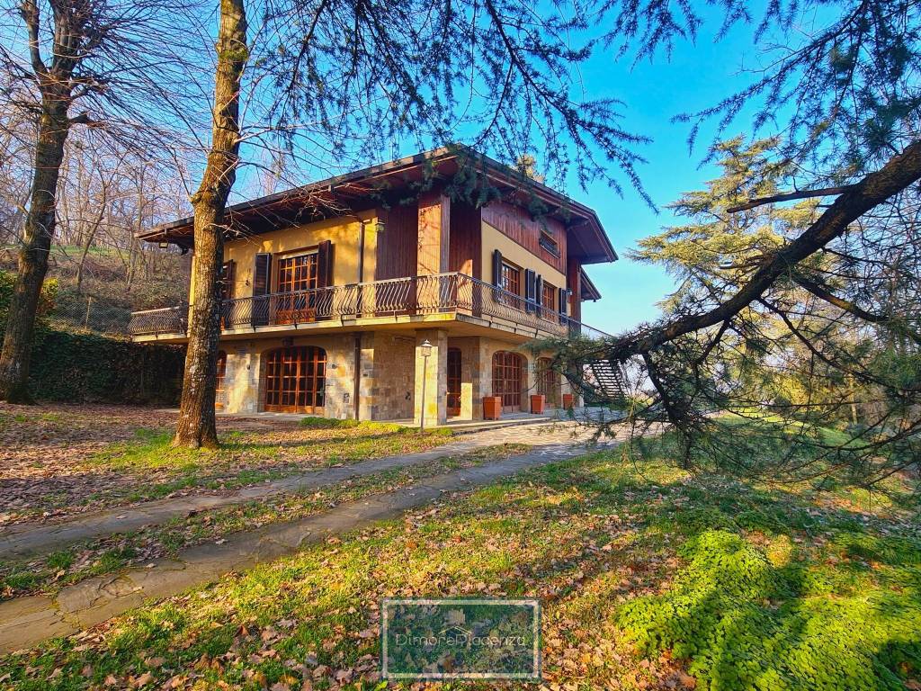 Villa in vendita a Castell'Arquato strada Provinciale di Castell'Arquato
