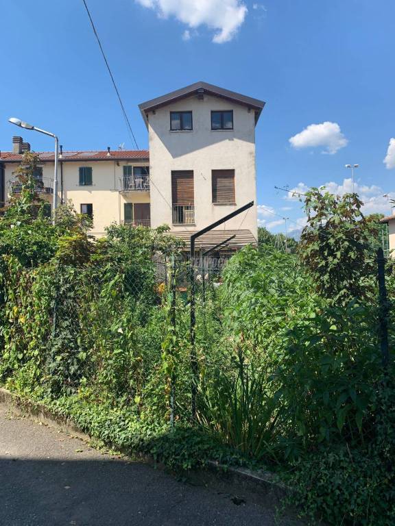 Appartamento in vendita a Calco via San Vigilio 49